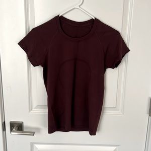lululemon swiftly short sleeve tee, race length sz 6